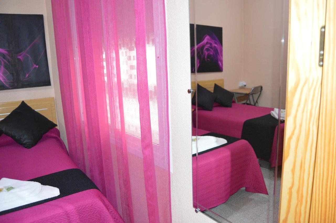 Hostal Carrizo Elda Exteriör bild
